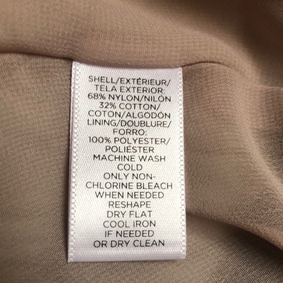 Loft NWT lace top - Picture 5 of 5